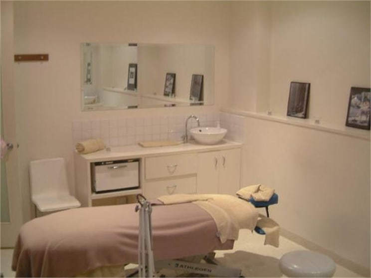 Click to view all images Lower Ground/267 Collins Street Melbourne VIC 3000 - Image 1