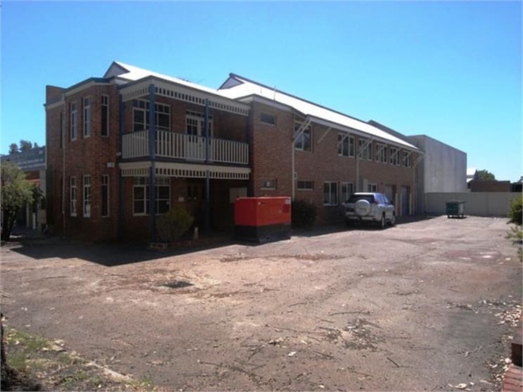Click to view all images 232 Great Eastern Hwy Ascot WA 6104 - Image 2
