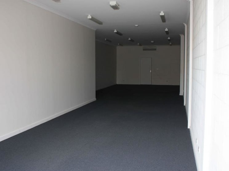 Click to view all images 132 Balcombe Road Mentone VIC 3194 - Image 3