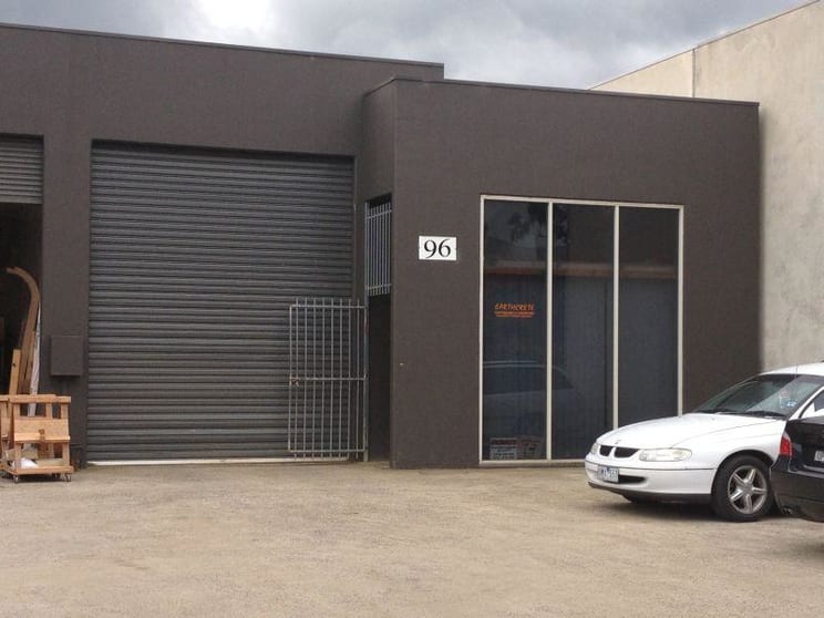 Click to view all images 96 Enterprise Avenue Berwick VIC 3806 - Image 1