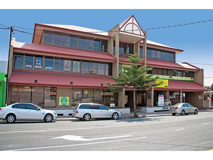 Click to view all images Unit 1, 3-9 Gordon Street Glenelg SA 5045 - Image 2