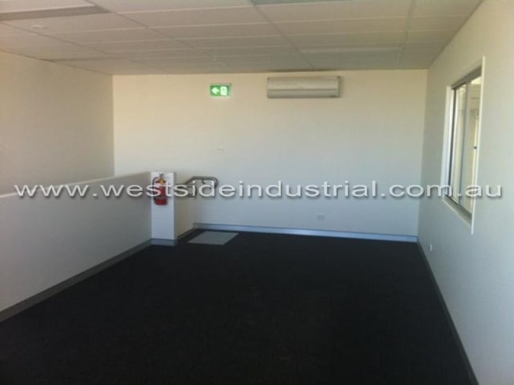 Click to view all images 2/1003-1009 Canley Vale Rd Wetherill Park NSW 2164 - Image 1