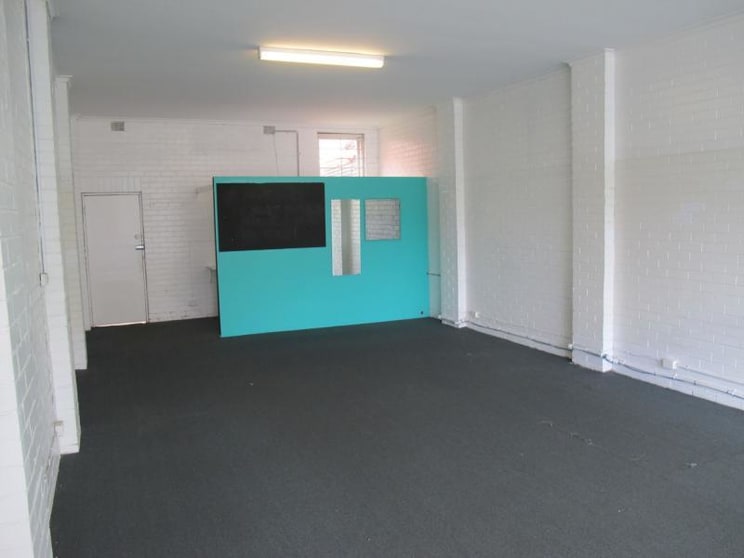 Click to view all images 67A Patterson Road Bentleigh VIC 3204 - Image 3