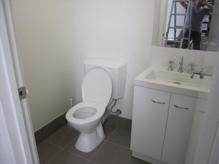 Click to view all images 1/15-17 Cubitt Street Richmond VIC 3121 - Image 3