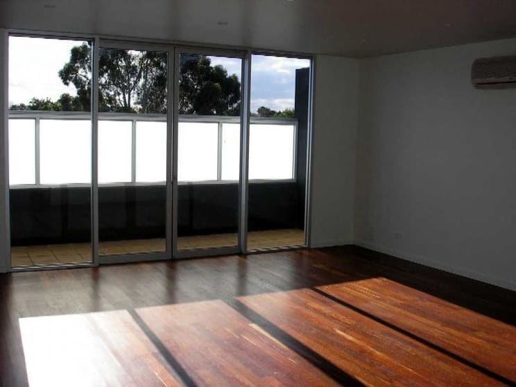 4/37 Pine Street Hawthorn VIC 3122 - Image 2