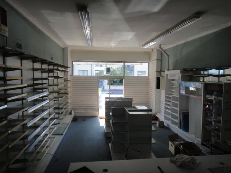 Click to view all images 760 Hampton Street Hampton VIC 3188 - Image 3