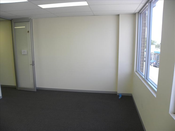 Click to view all images 1D/534 Whitehorse Road Mitcham VIC 3132 - Image 2
