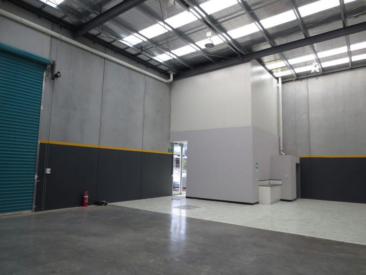 Click to view all images 10/33-39 Corporate Boulevard Bayswater VIC 3153 - Image 3