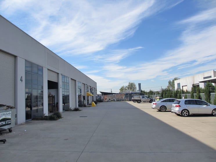 Click to view all images 26-28 Christensen Street Cheltenham VIC 3192 - Image 1