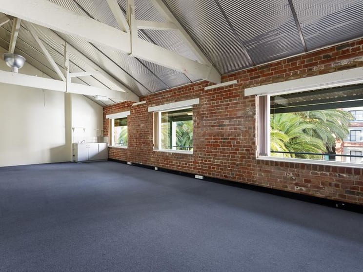 Click to view all images Suite 10/11 Beach Street Port Melbourne VIC 3207 - Image 3