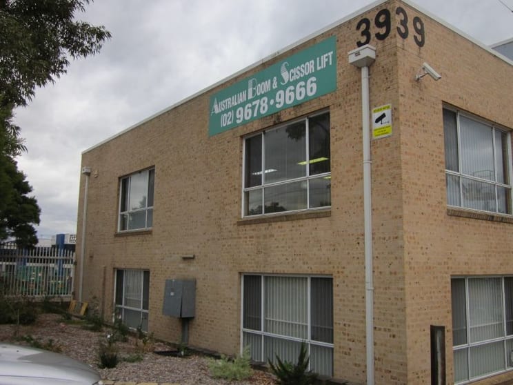 Click to view all images Arndell Park NSW 2148 - Image 3