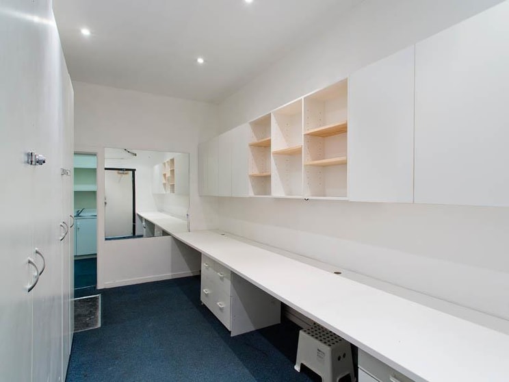 Click to view all images 213 Commercial Road Prahran VIC 3181 - Image 2