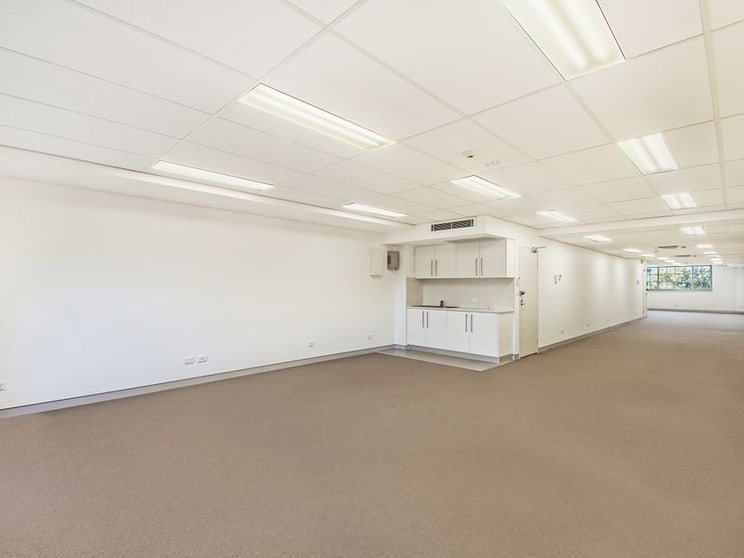 Click to view all images 1/629 Military Road Mosman NSW 2088 - Image 3