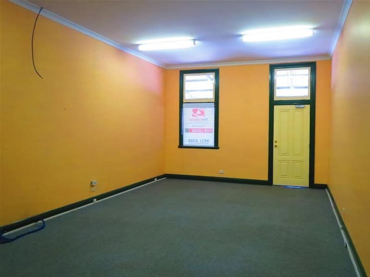 Click to view all images 54 Maritana Street Kalgoorlie WA 6430 - Image 2