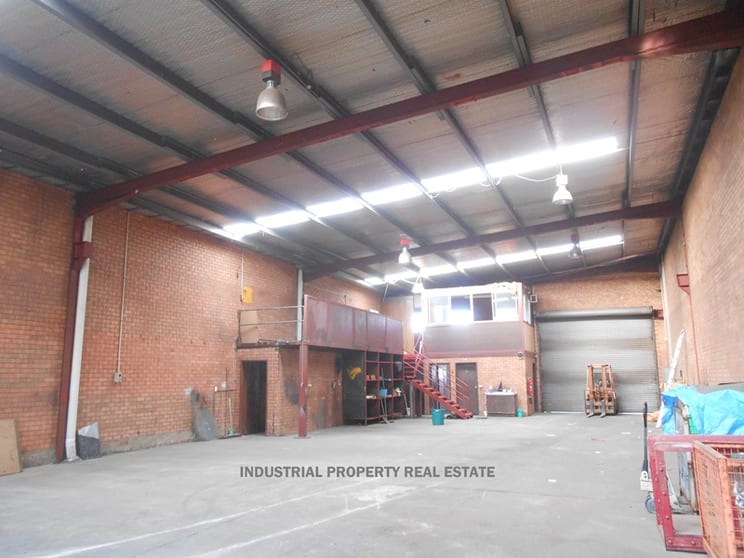 Click to view all images Smithfield NSW 2164 - Image 2