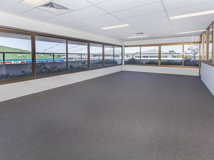 Click to view all images T3-4/218 Padstow Road Eight Mile Plains QLD 4113 - Image 2