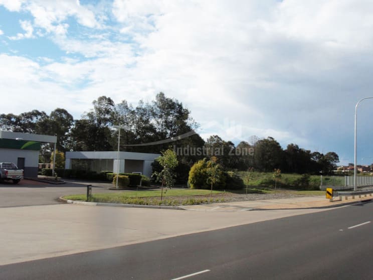 Click to view all images Rear of/4052 Cowpasture Road Hoxton Park NSW 2171 - Image 1