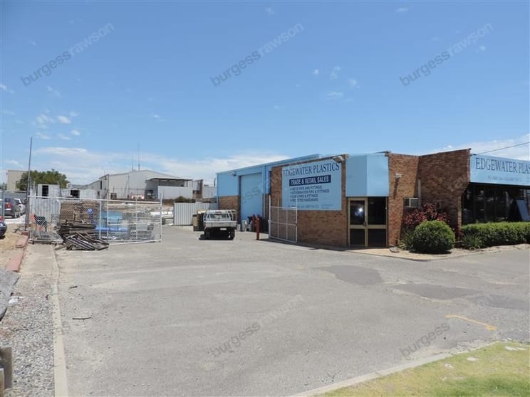 Click to view all images 20 Baretta Road Wangara WA 6065 - Image 2