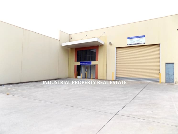 Click to view all images Warwick Farm NSW 2170 - Image 1