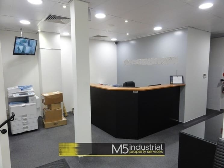 Click to view all images 17/13-15 Wollongong Road Arncliffe NSW 2205 - Image 3