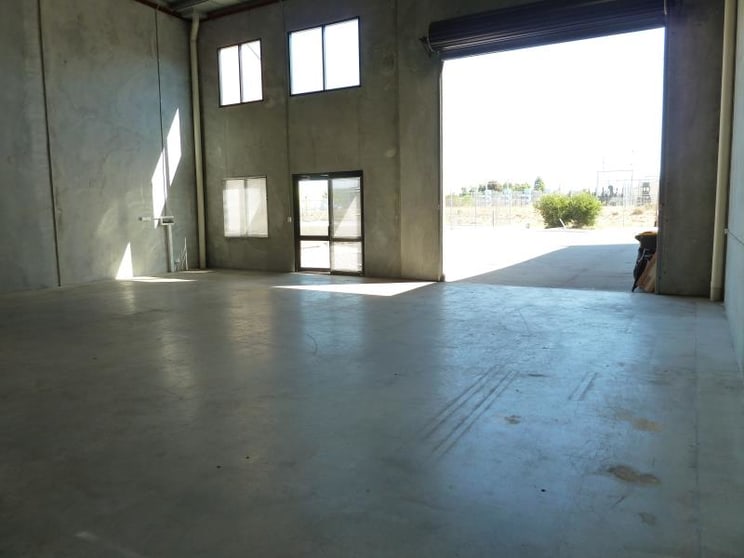 Click to view all images 2/8 Weir Road Malaga WA 6090 - Image 2