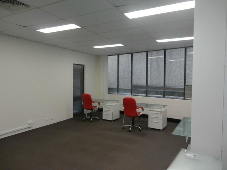 Click to view all images 2/1 Transvaal Avenue Double Bay NSW 2028 - Image 3