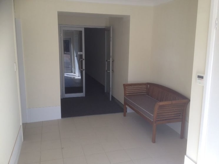 Click to view all images 4/UNIT 2 470 Pacific Highway Wyoming NSW 2250 - Image 2