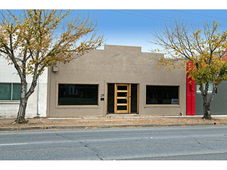 Click to view all images 235 Port Road Queenstown SA 5014 - Image 2