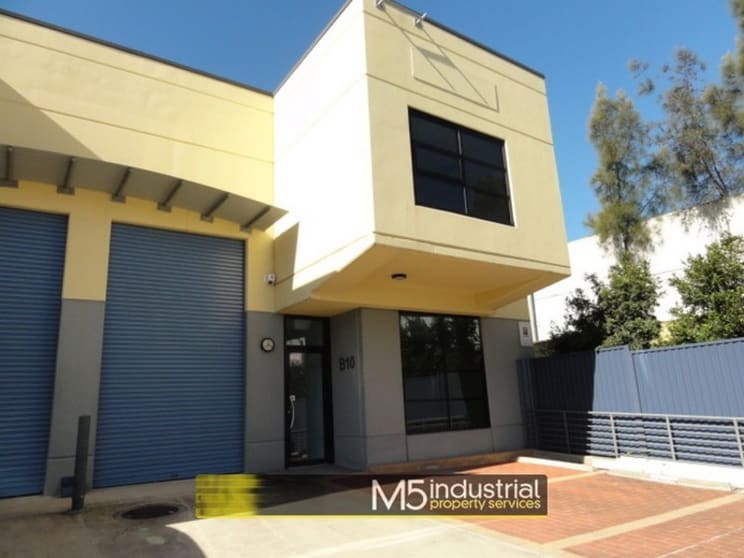 Click to view all images B10/15 Forrester Street Kingsgrove NSW 2208 - Image 1