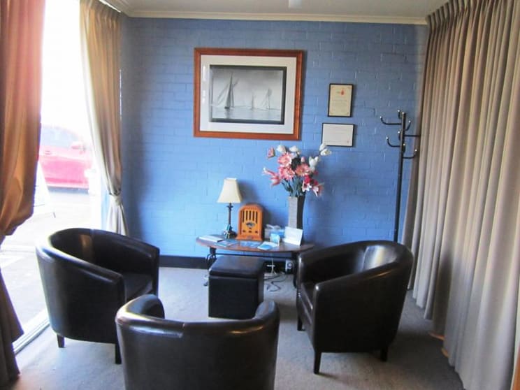 Click to view all images 40 Balcombe Road Mentone VIC 3194 - Image 2