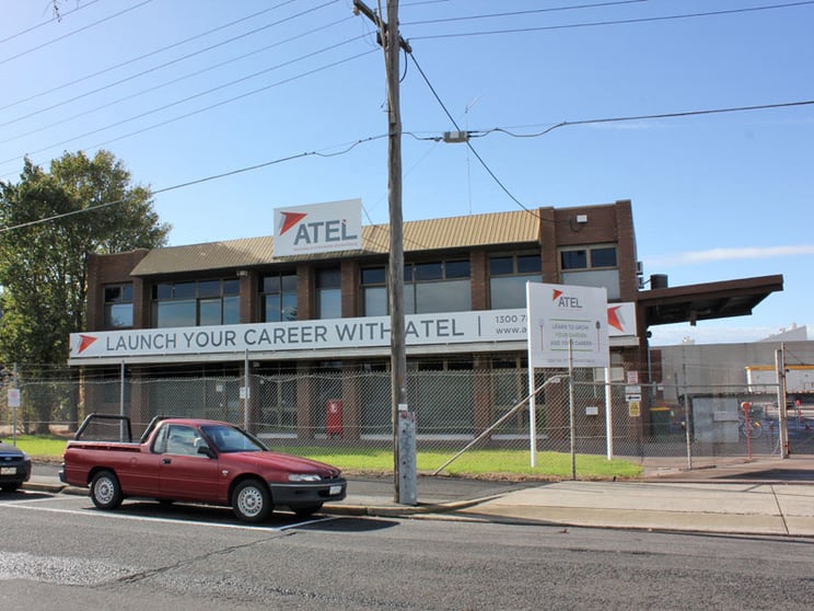 Click to view all images 176 Hall Street Spotswood VIC 3015 - Image 2