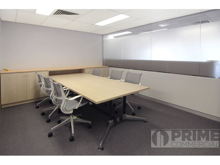 Click to view all images 1001/221 Miller Street North Sydney NSW 2060 - Image 3