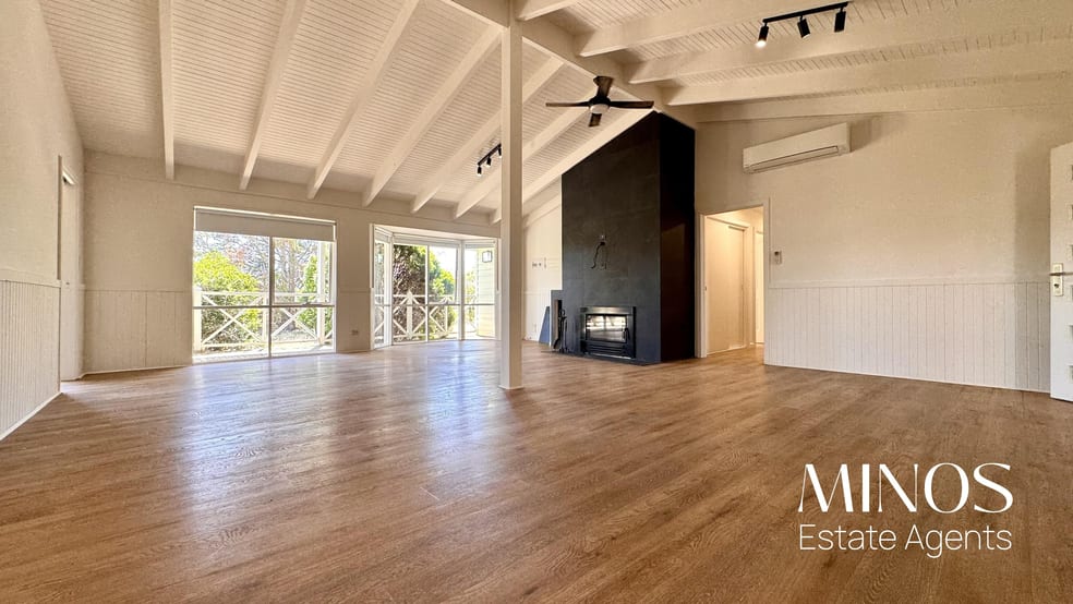 Click to view all images 30 Hillview Drive Clarkefield VIC 3430 - Image 1