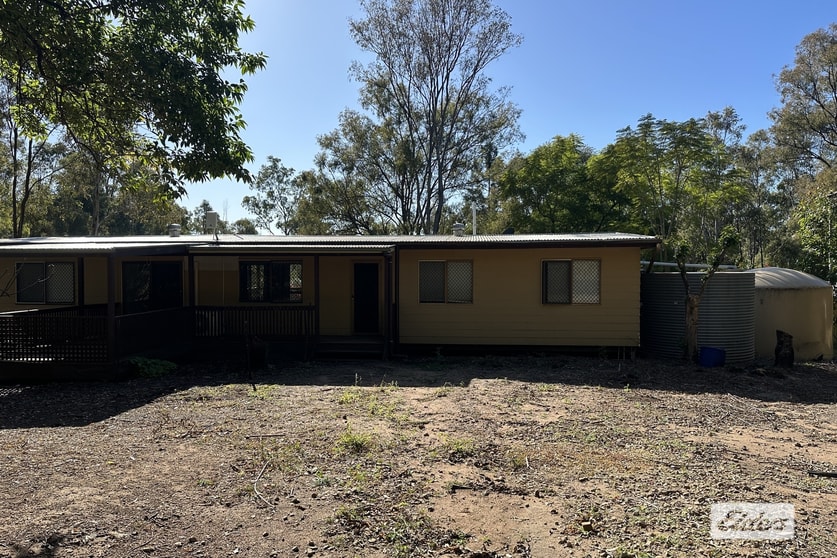 Click to view all images 2 Tarantall Road Forest Hill QLD 4342 - Image 3