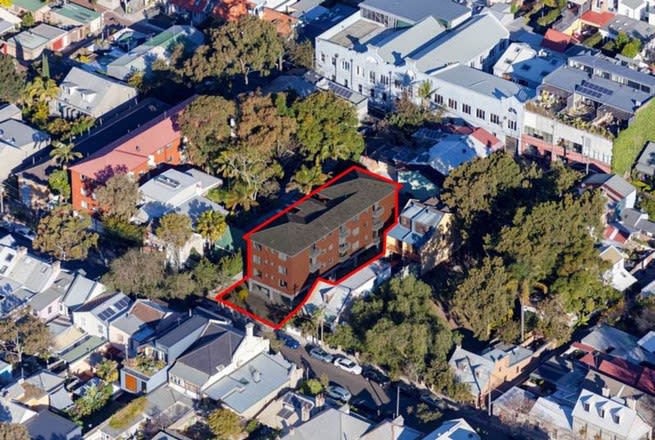 Click to view all images 31 Chelsea Street Redfern NSW 2016 - Image 2