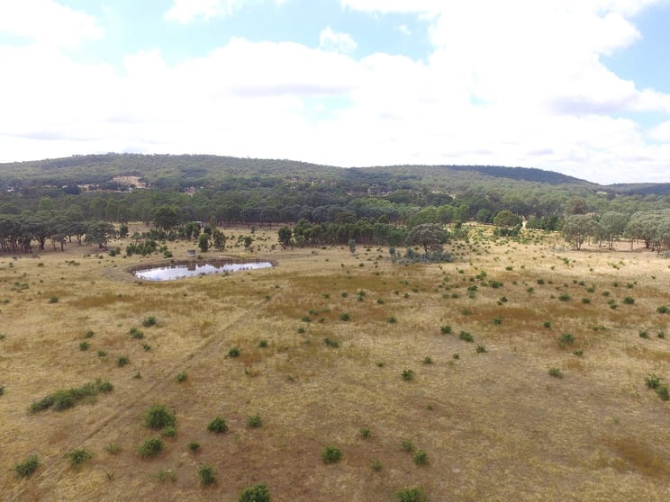Click to view all images 1030 Northern Highway Heathcote VIC 3523 - Image 1