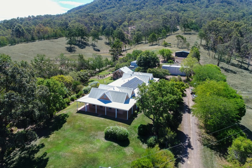 Click to view all images 377 Lambs Valley Road Lambs Valley NSW 2335 - Image 3