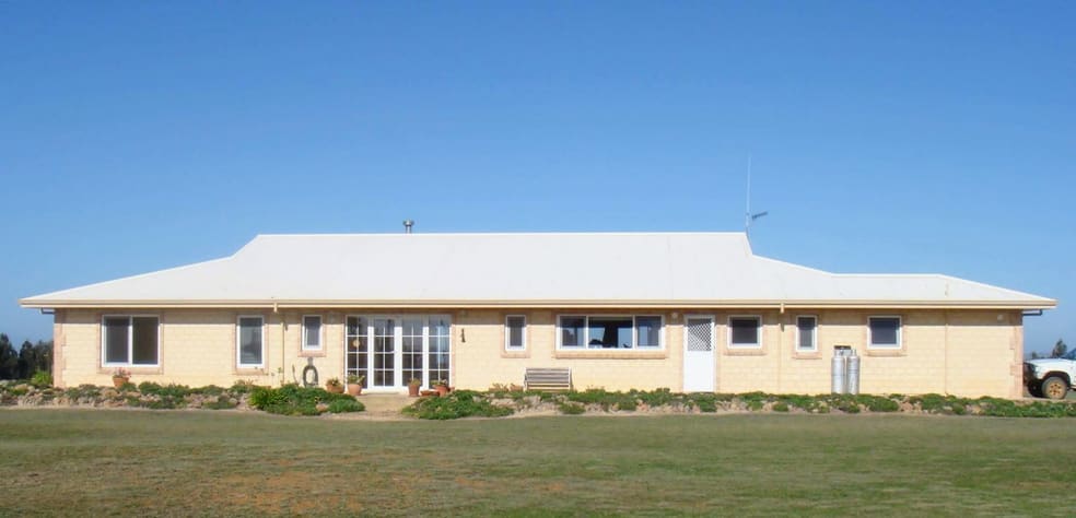 Click to view all images 799 Sandalwood Road Wellstead WA 6328 - Image 3