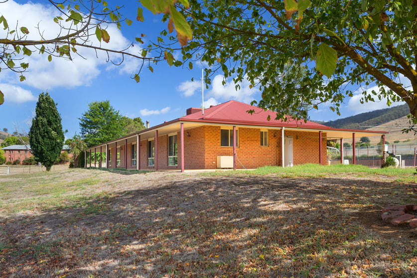 2030 Georges Creek Road Tallangatta VIC 3700 - Image 2