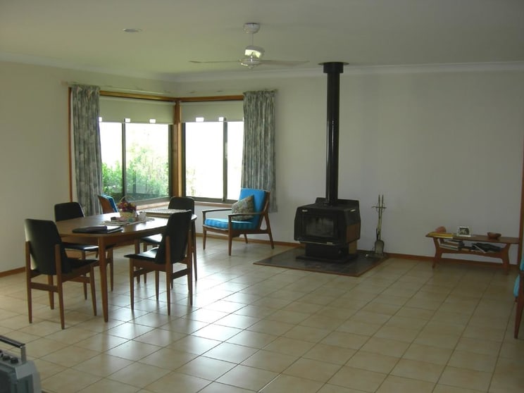 Click to view all images Minimbah NSW 2312 - Image 2
