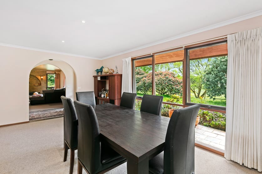 Click to view all images 36 Roberts Road Mornington VIC 3931 - Image 3