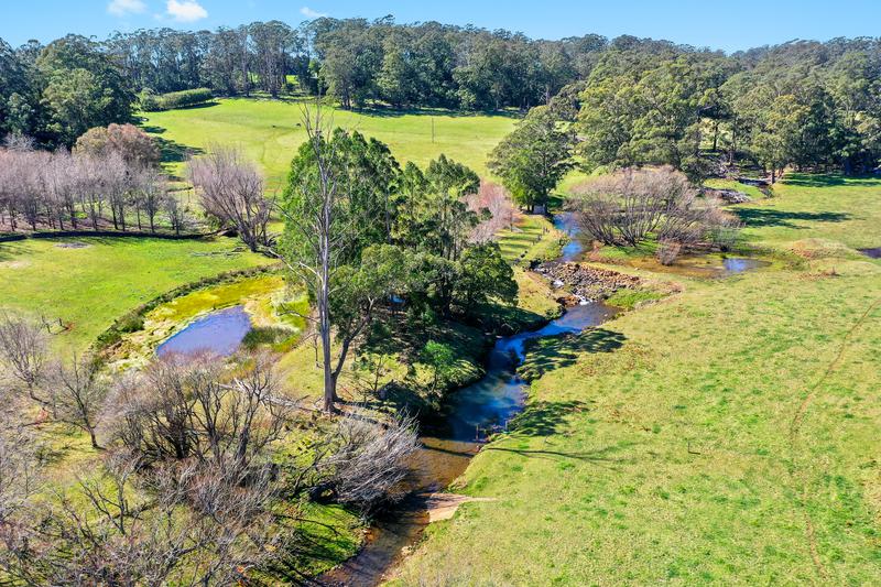 Click to view all images 122 Old Kangaloon road Robertson NSW 2577 - Image 3