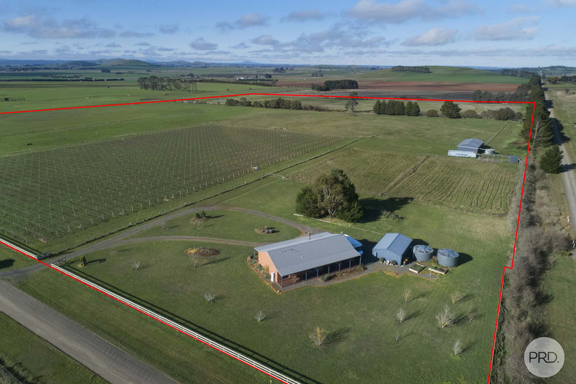 Click to view all images 137 Griffins Road Coghills Creek VIC 3364 - Image 1