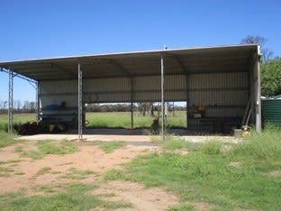 Click to view all images "GLENCOE" 1279 ACRES Chinchilla QLD 4413 - Image 2