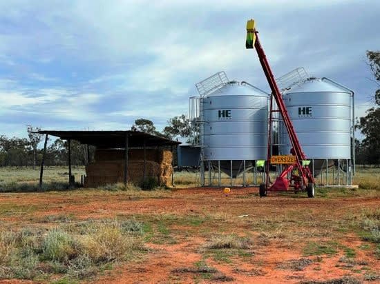 Click to view all images "ROXBURGH" Walgett NSW 2832 - Image 2