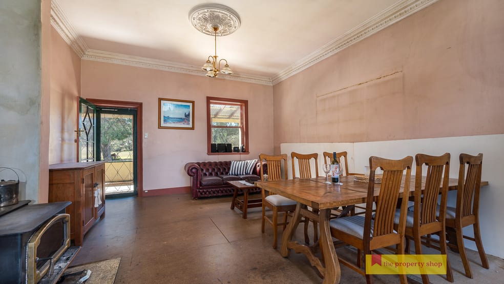 Click to view all images 28 Roberts Road Mudgee NSW 2850 - Image 3