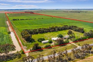 Click to view all images 754 Dingee Road Dingee VIC 3571 - Image 1