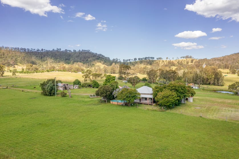 Click to view all images 113 Hilldale Road Hilldale NSW 2420 - Image 2