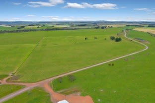 Click to view all images 200 Ridge Road Garvoc VIC 3265 - Image 3