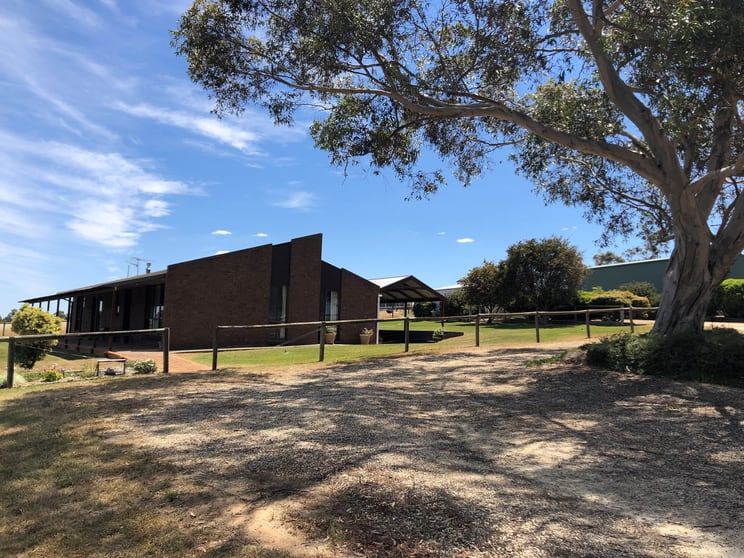 Click to view all images 58 Manton's Lane Naracoorte SA 5271 - Image 1